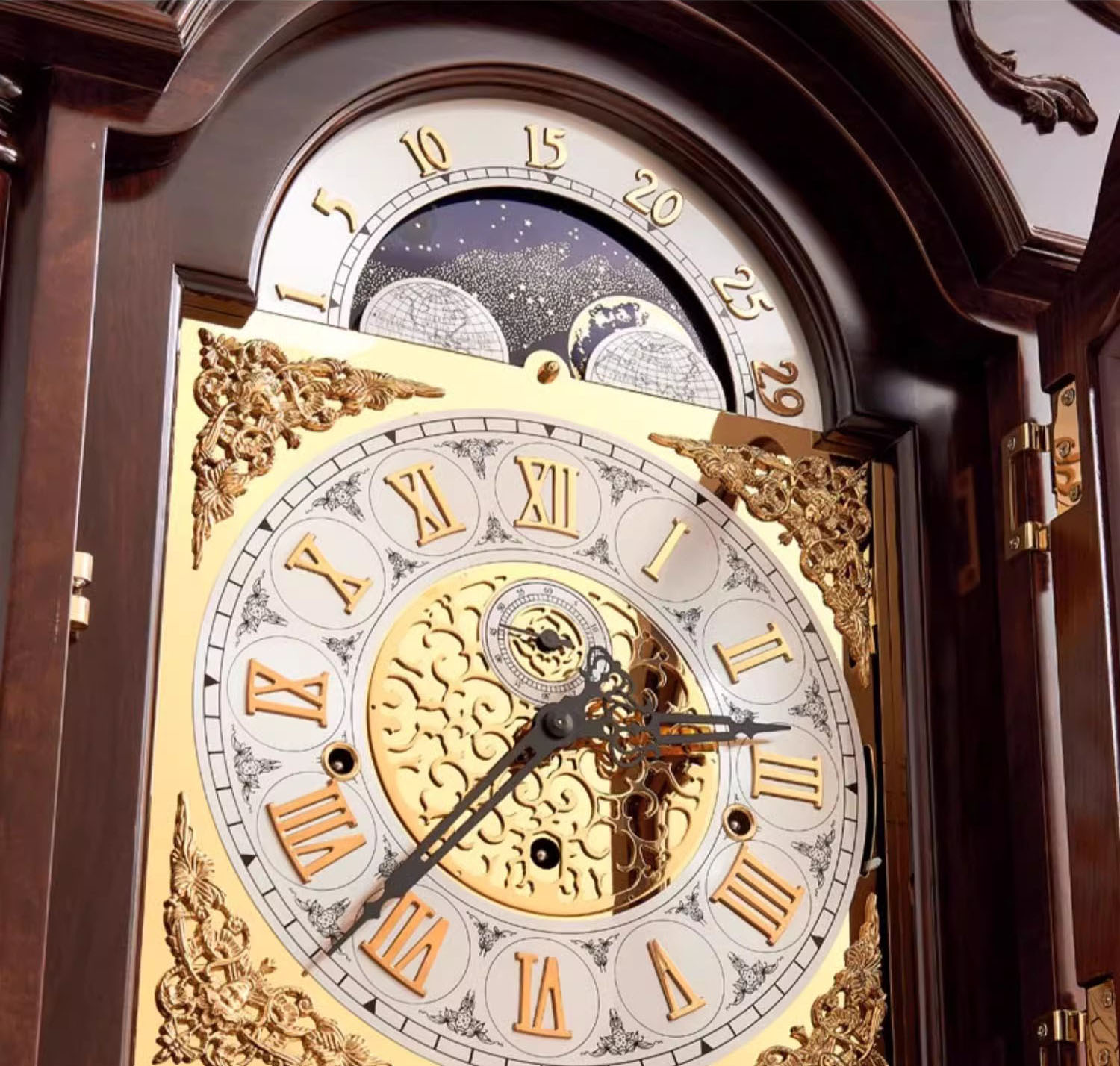 Traditional Clocks Collection